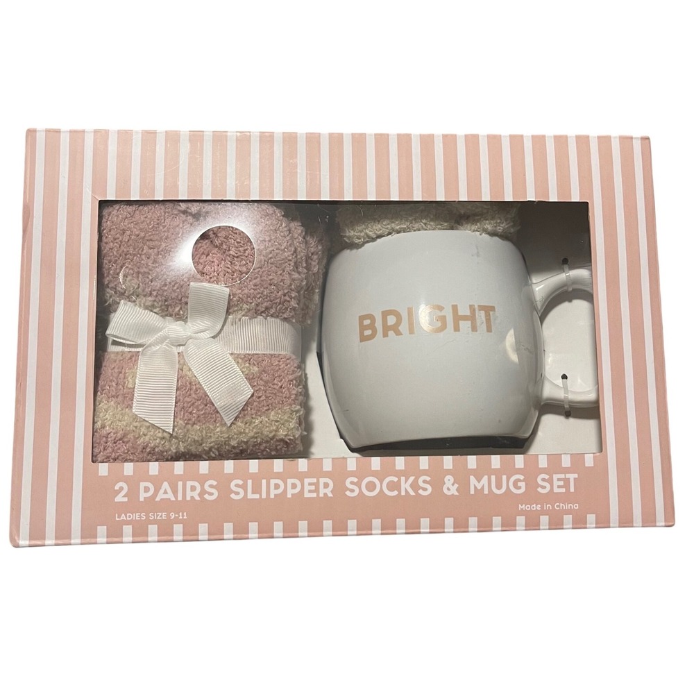 Unbranded Mug and Slipper Socks Set Ladies 9-11 Pink White Cozy Winter Gift‎ Set